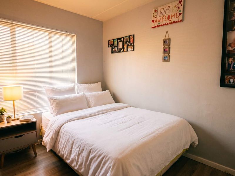 Spacious Ground-Floor Garden Townhouse in Castello – Pet Friendly! - Photo 8
