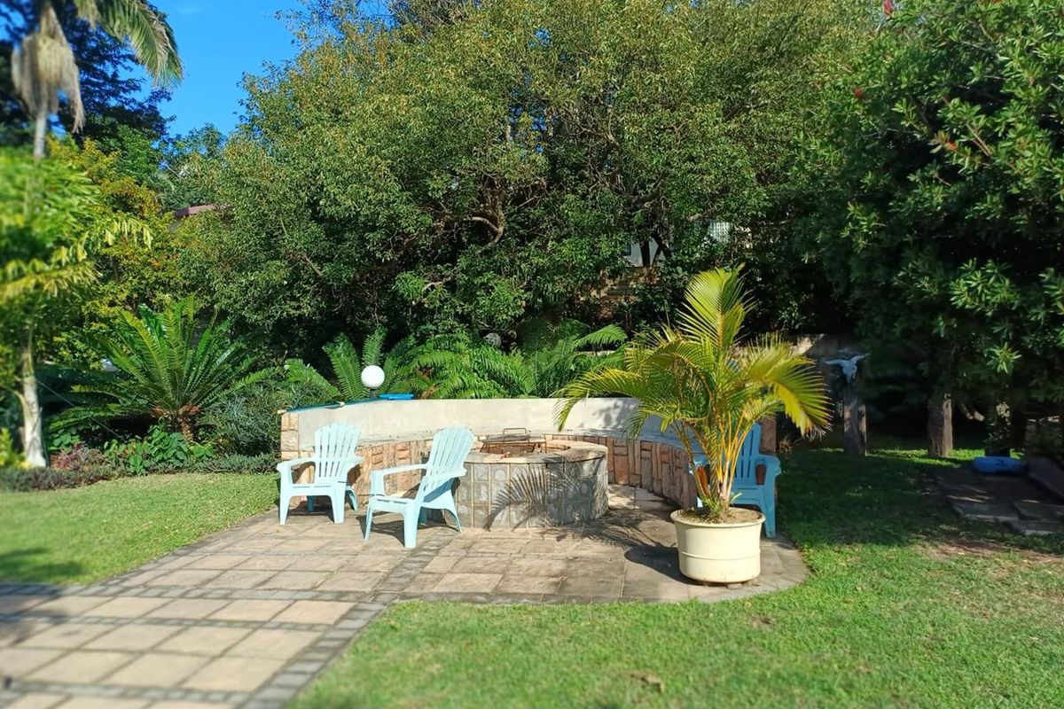 Sea Views, Space & Solar Living – The Ultimate Shelly Beach Entertainer’s Dream - Photo 5