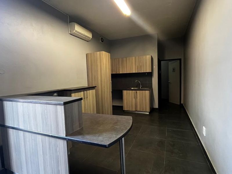 Commercial Property For Sale in Brahman Park - Photo 2