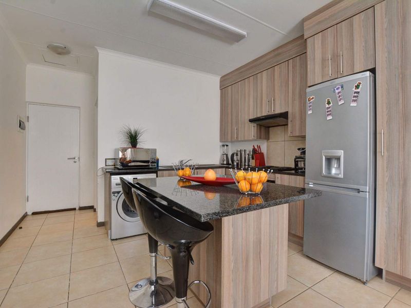 Experience Affordable Luxury Living - Photo 5