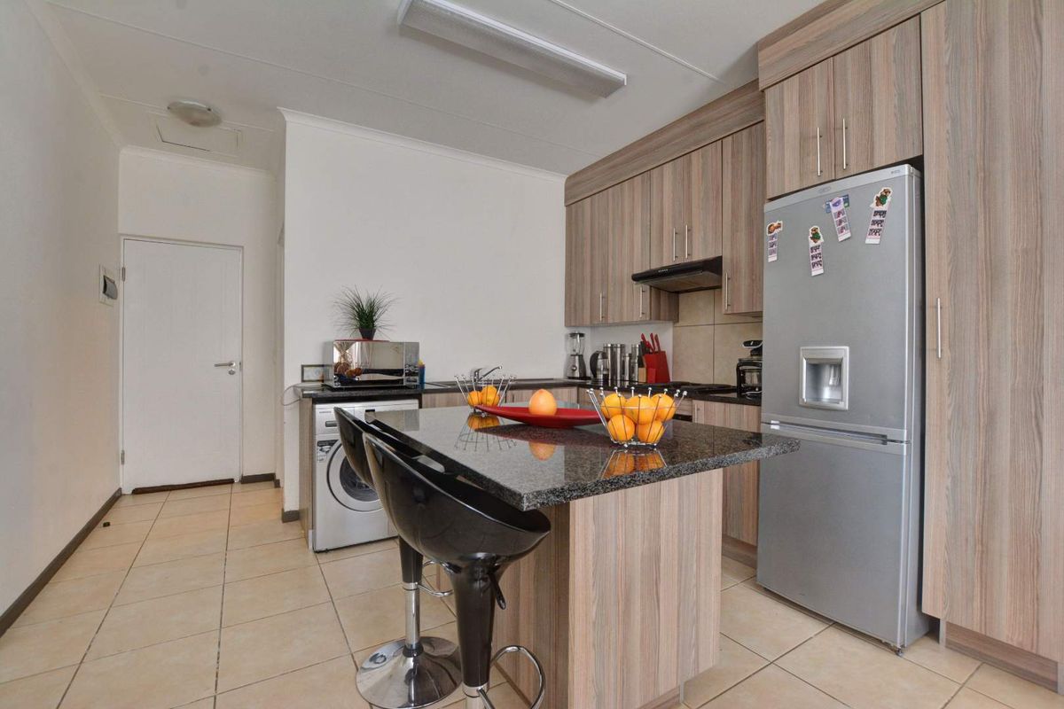 Experience Affordable Luxury Living - Photo 5