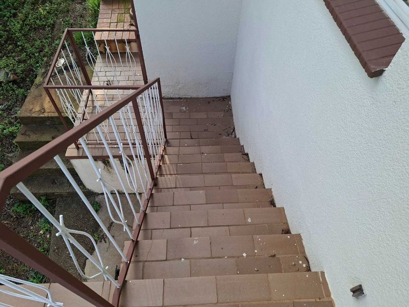Solid Home in Mulbarton. Bargain at R1,695M - Photo 9