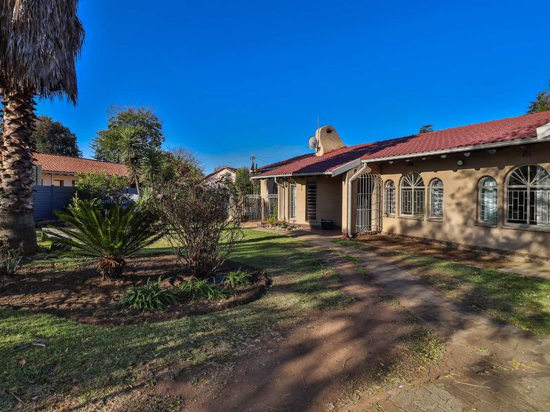 Make This Your Home Sweet Home Near Amenities and Schools - Photo 2