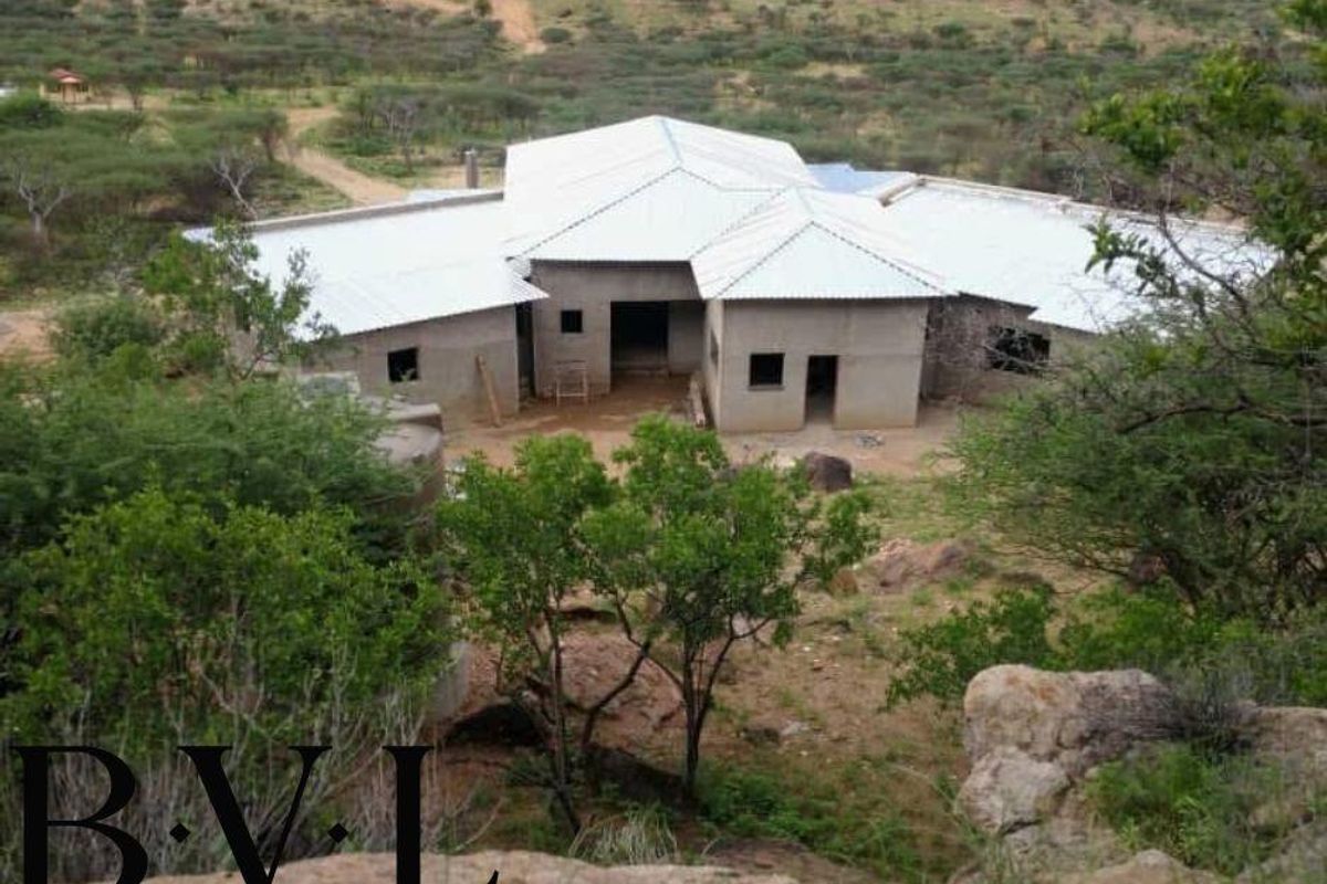 6 Hectare Plot for Sale, Kransneus, 40km south from Whk, 10km from Omeya - Photo 3