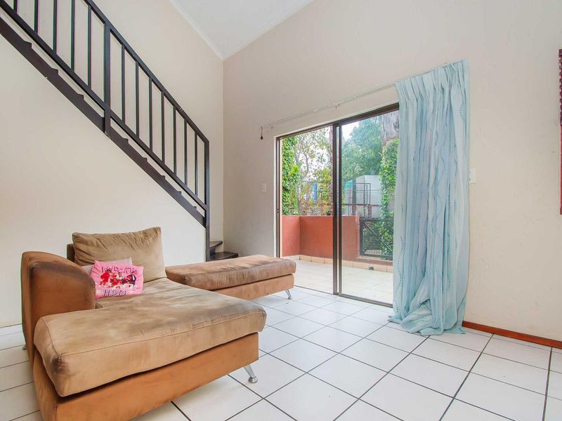Spacious, Secure Apartment Close to Schools. - Photo 7