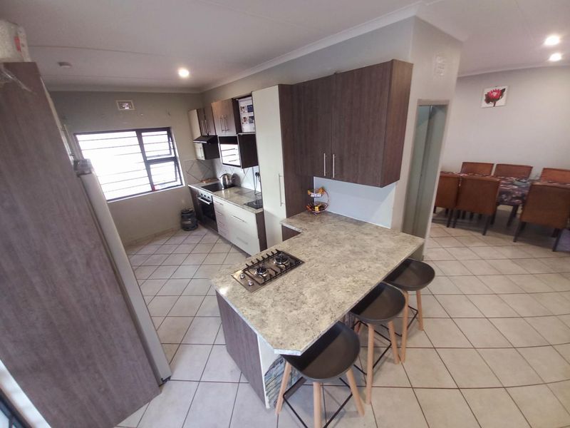 Three bedrooms house for sale in Capital View - Photo 8