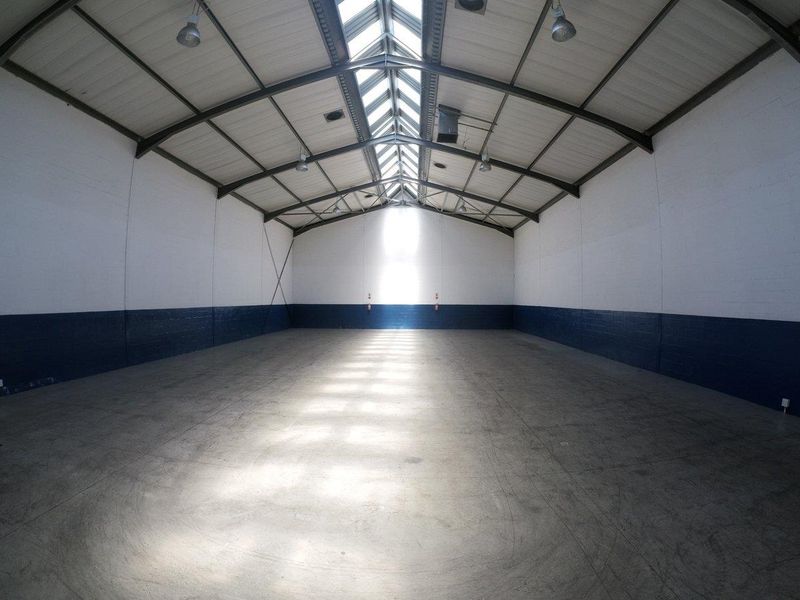 507m2 Warehouse Rented in Montague Gardens - Photo 3