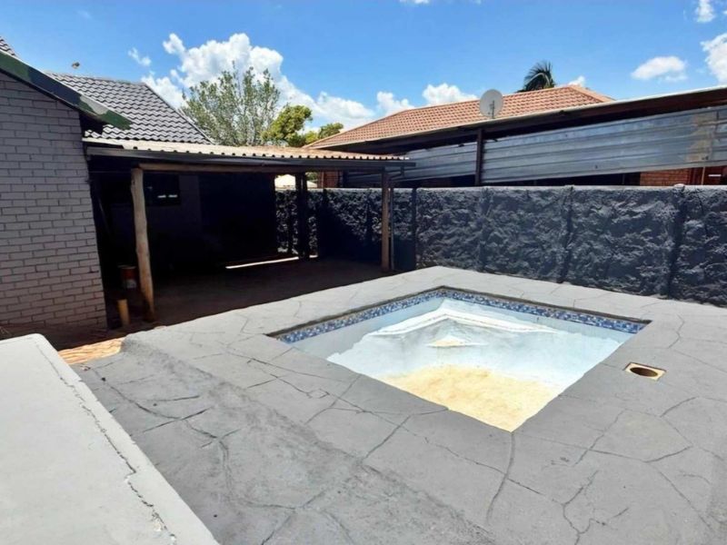 House for sale - Photo 5