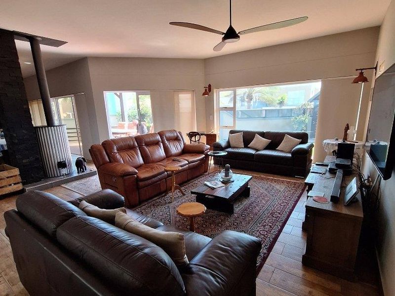 Swakopmund- For Sale-N$7 875 000 - Photo 7