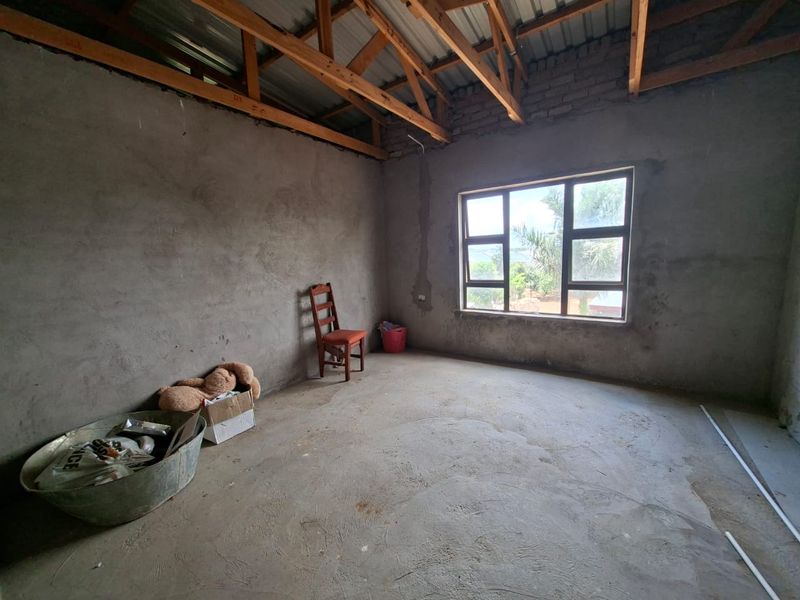 FOR SALE: Double-Storey Home in Madombidzha Zone 1, Sinthumule - Photo 7