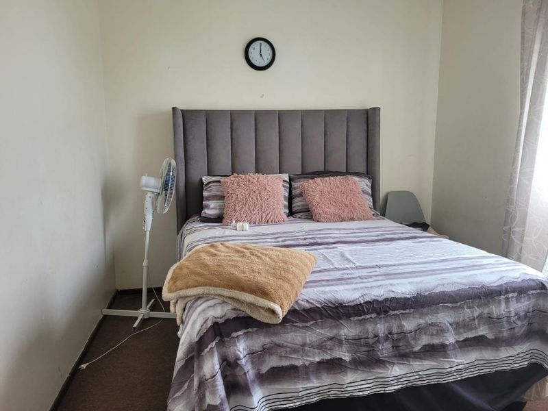2 Bedroom Unit in a Popular Complex in Montclair - Photo 8