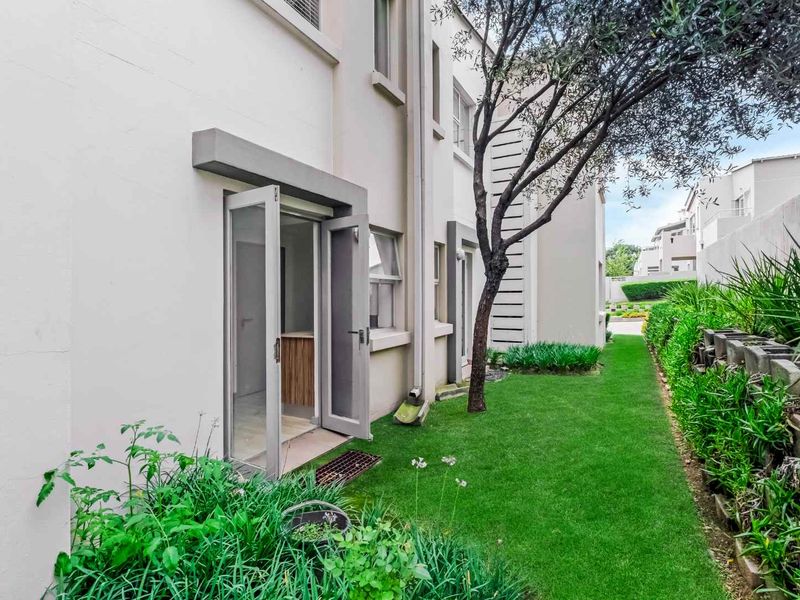 2 BEDROOM APARTMENT IN A FABULOUS LOCATION - Photo 8