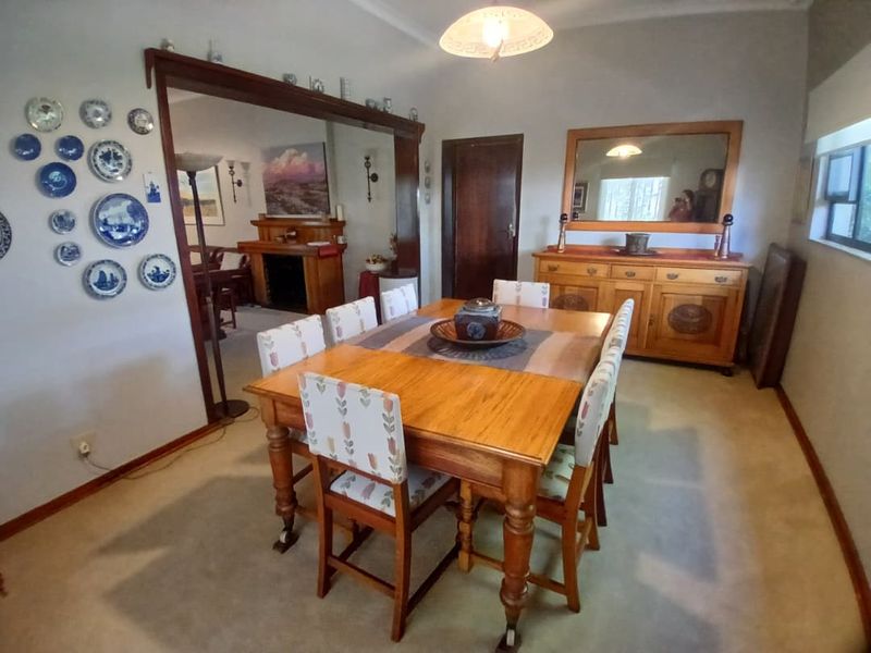 Luxe living with income potential 😊 - Photo 7