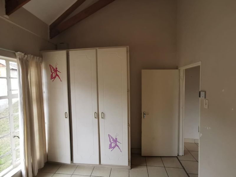 House with a view for sale - Photo 8