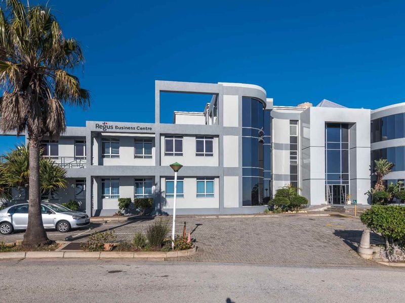 Find a professional address for your business in Regus Harbour View. - Photo 2