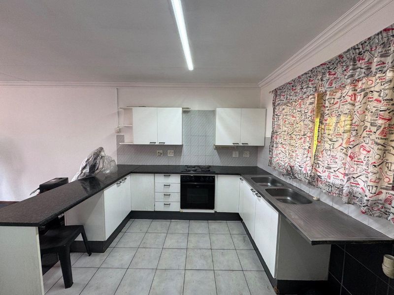 Property For Sale in Sale in Zwartkop, Centurion - Photo 3
