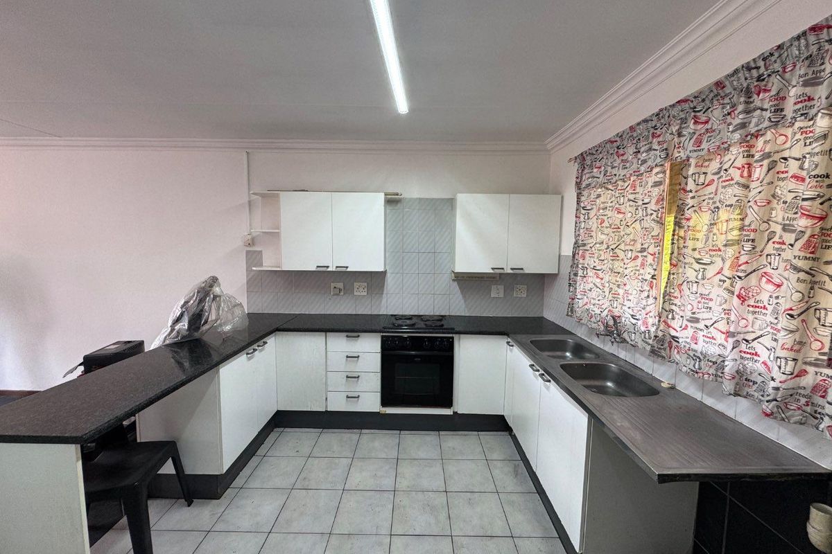 Property For Sale in Sale in Zwartkop, Centurion - Photo 3