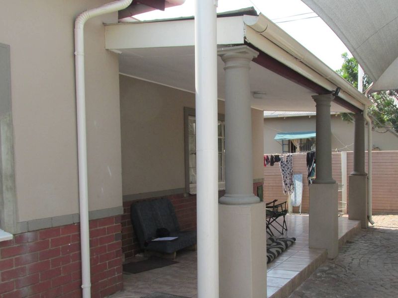 1 BEDROOM COTTAGE TO RENT IN CAPITAL PARK - Photo 3