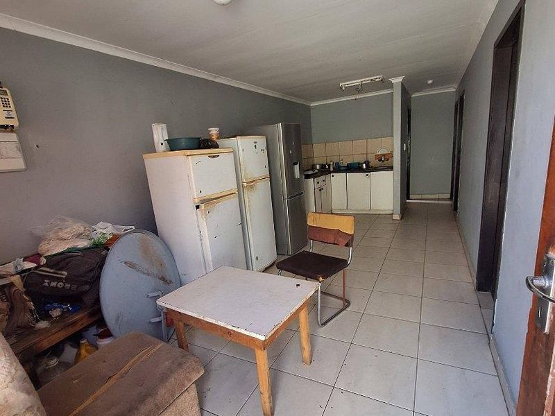Walvisbay- For Sale- N$900 000 - Photo 2