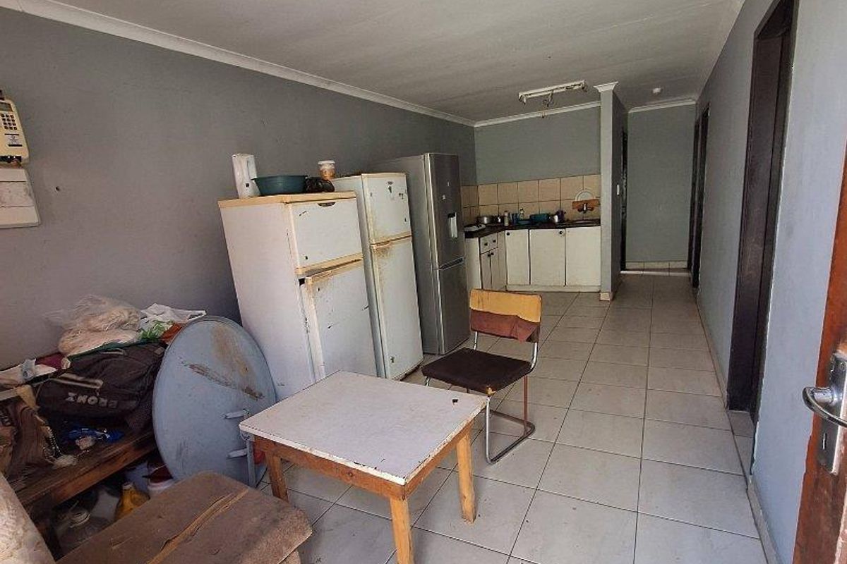 Walvisbay- For Sale- N$900 000 - Photo 2