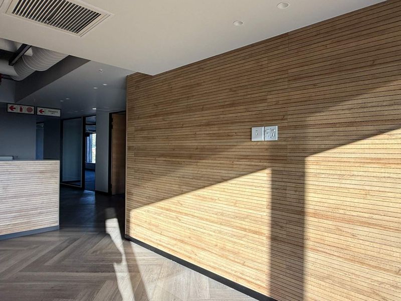 10th floor office to let in Prestigious 117 on Strand - Photo 6