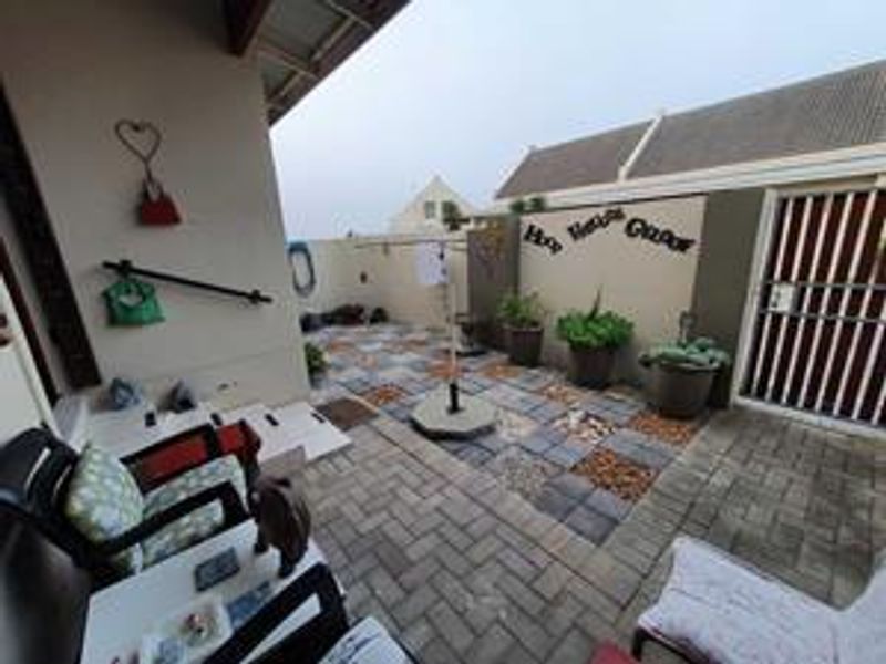 The Paddock - Photo 6