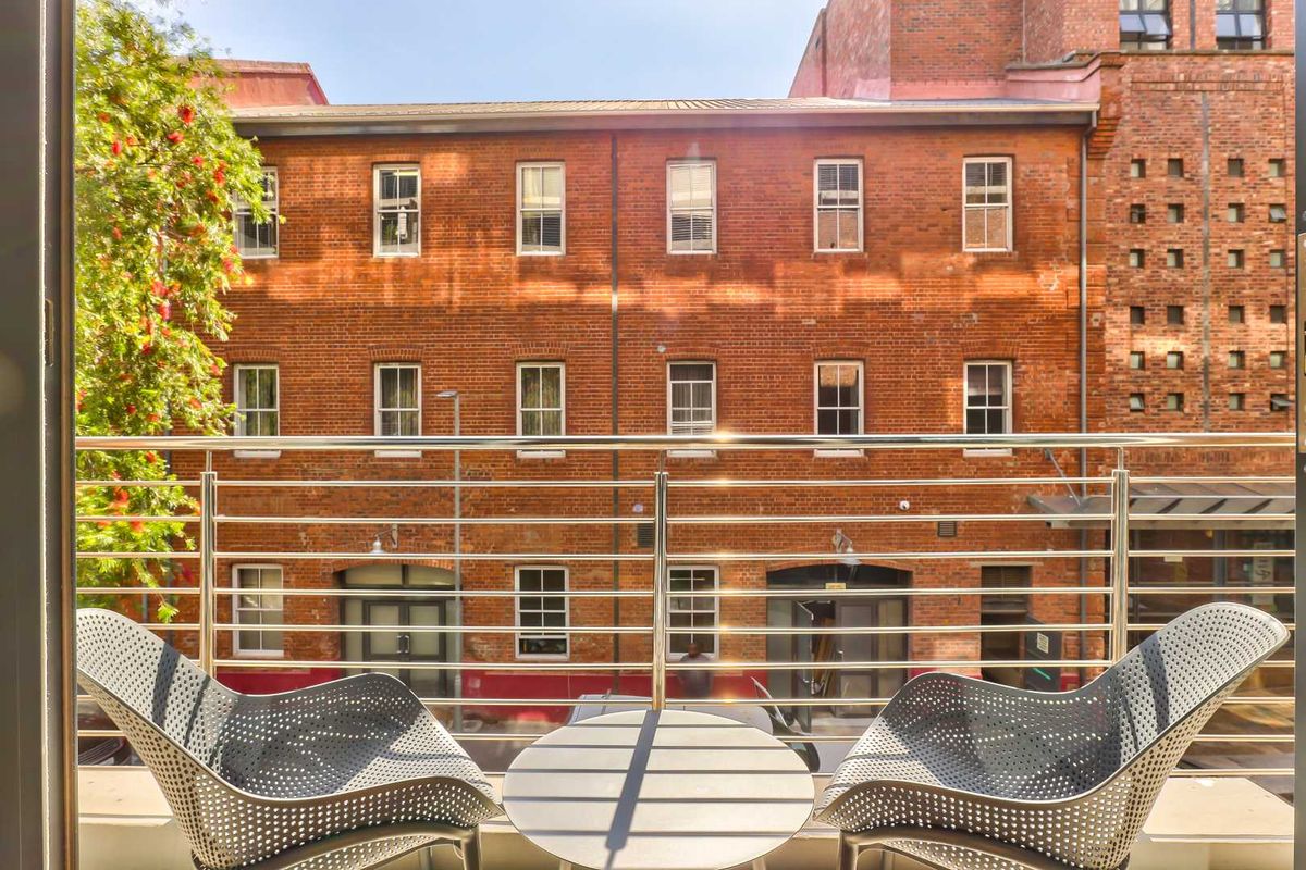 Investment Opportunity | Rooftop Pool with Views | Airbnb Ready - Photo 2