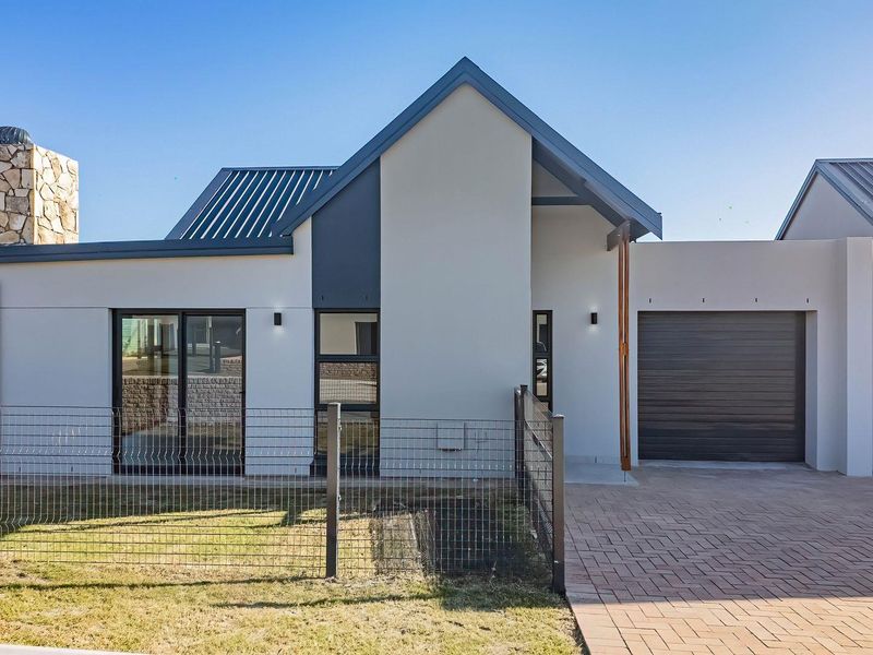 Village Home in Hartland Retirement Village - Retirement living at it's best - Photo 2