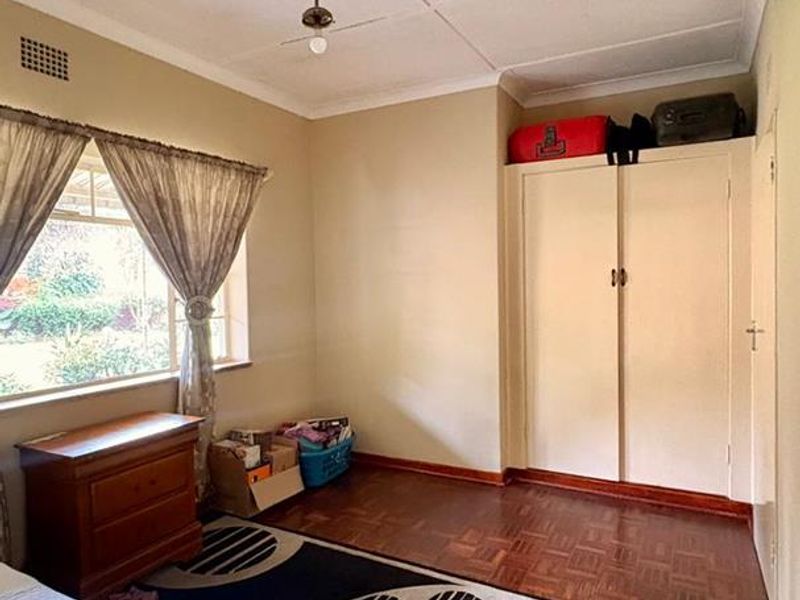 3 bedroom Home in Rembranft Park - Photo 9