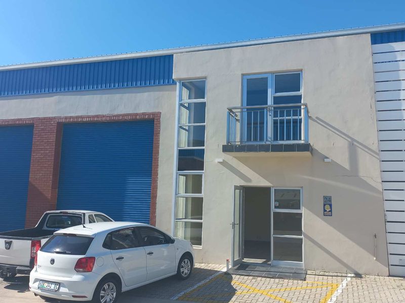 Warehouse in secure Business Park - Available immediately! - Photo 1
