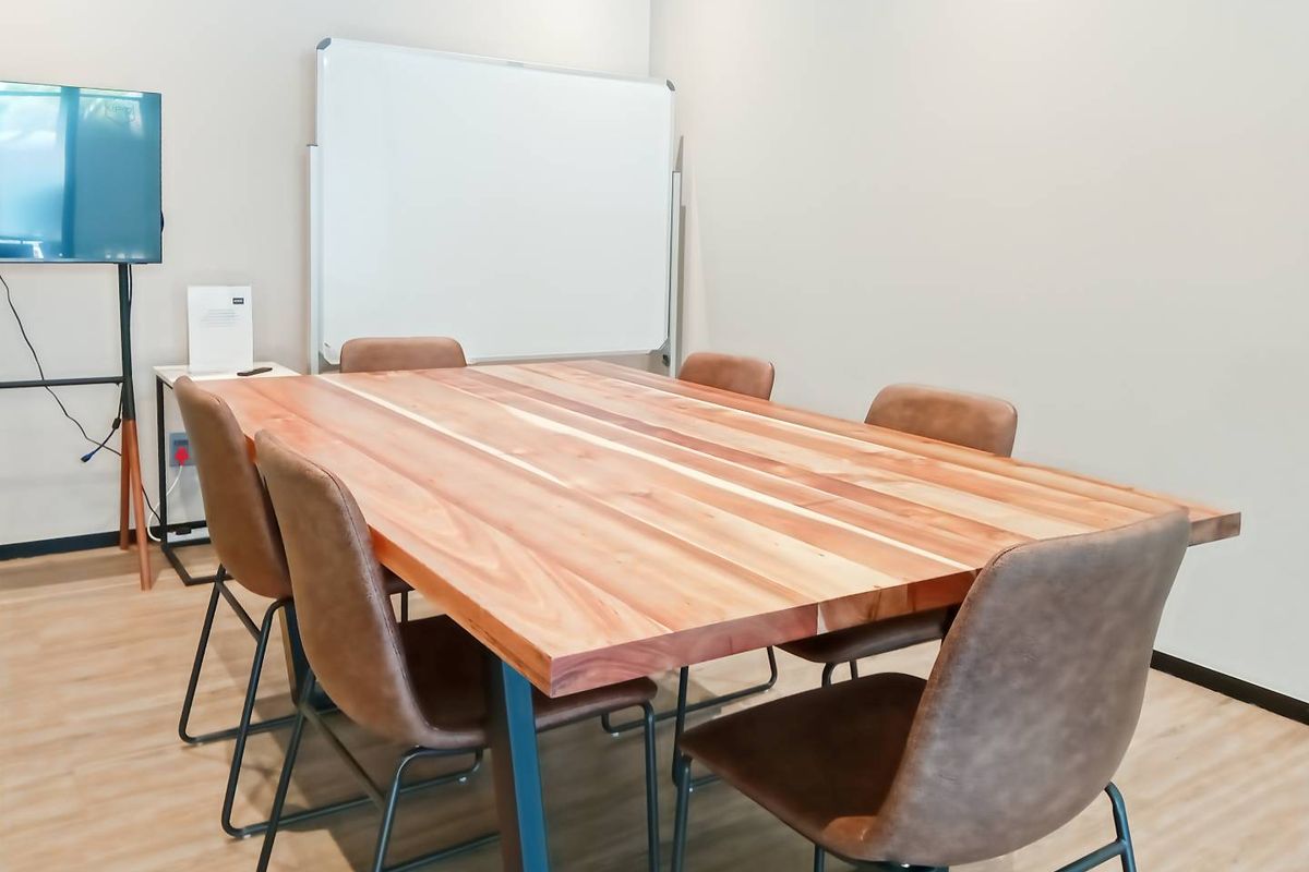 Flexible workspace memberships in Spaces Blue Hills - Photo 4
