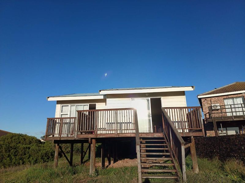 Hidden gem waiting for your personal touch - Photo 3