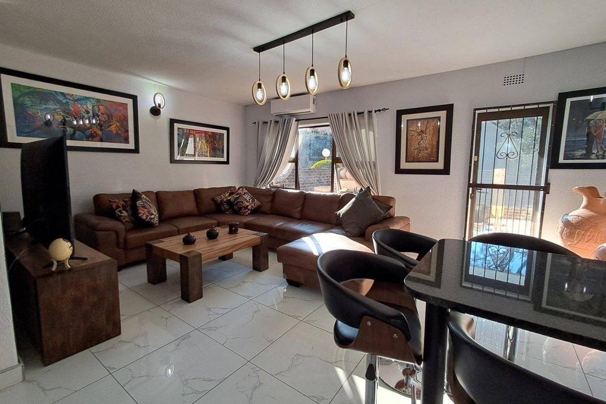 Modern 3 Bedroom Duplex Unit in Brackenhurst - Photo 5