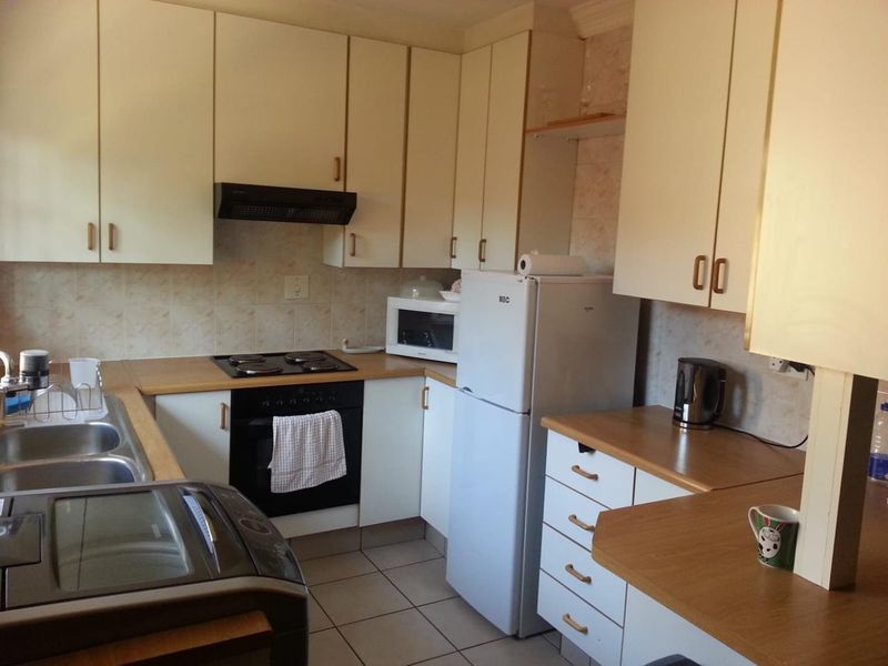 Pet Friendly Simplex for Sale - Photo 7