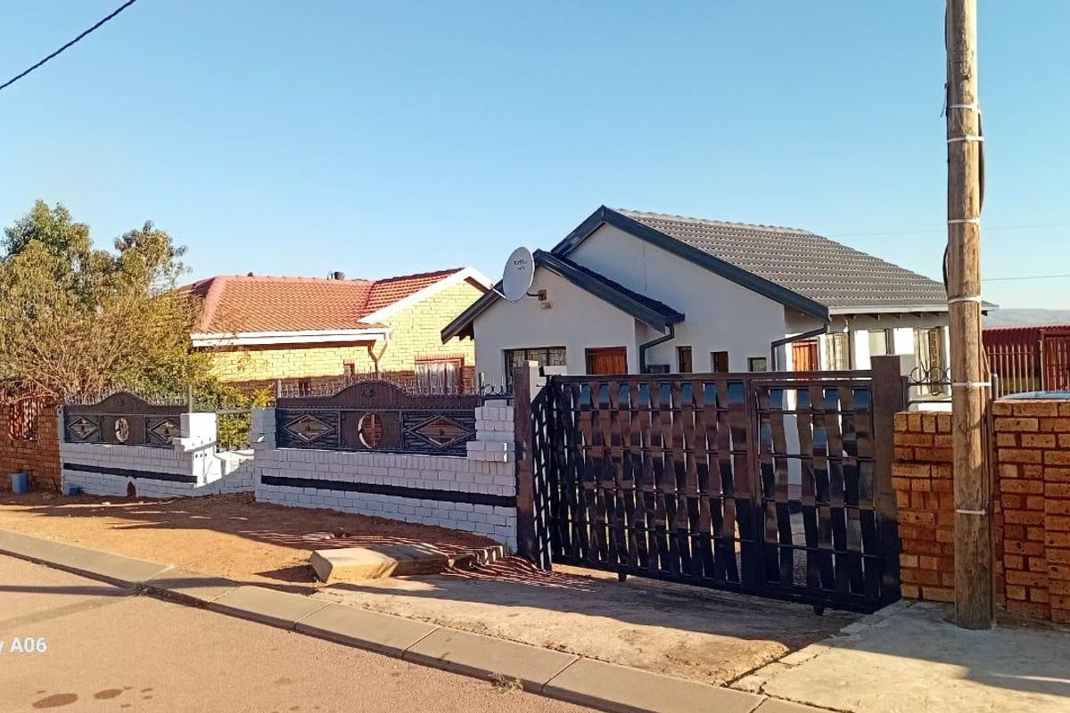 2 bedrooms house for sale in Soshanguve WW - Photo 2