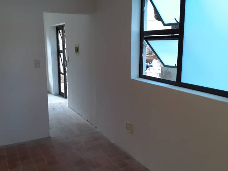 Garden Flat FOR RENT - 1 June 2026 - Photo 3