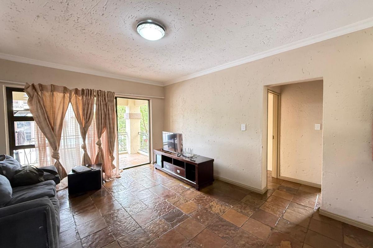 Where Space, Security & Location Come Together - Photo 2