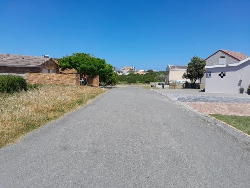 Large, Level Stand with Plans - Photo 9