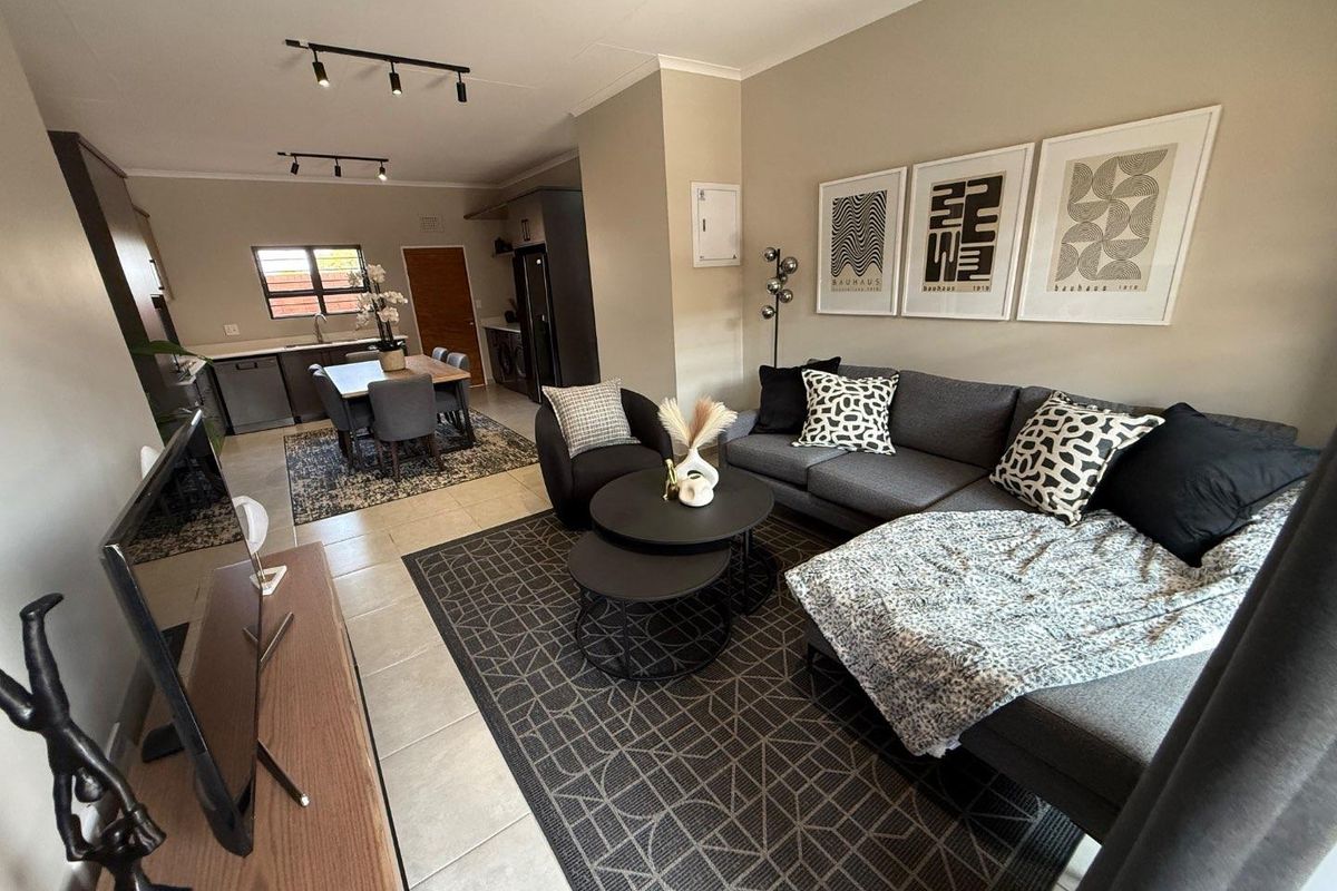 Exciting New Release | 3-Bedroom, 2-Bathroom Simplex in Rietvalleirand - Photo 5