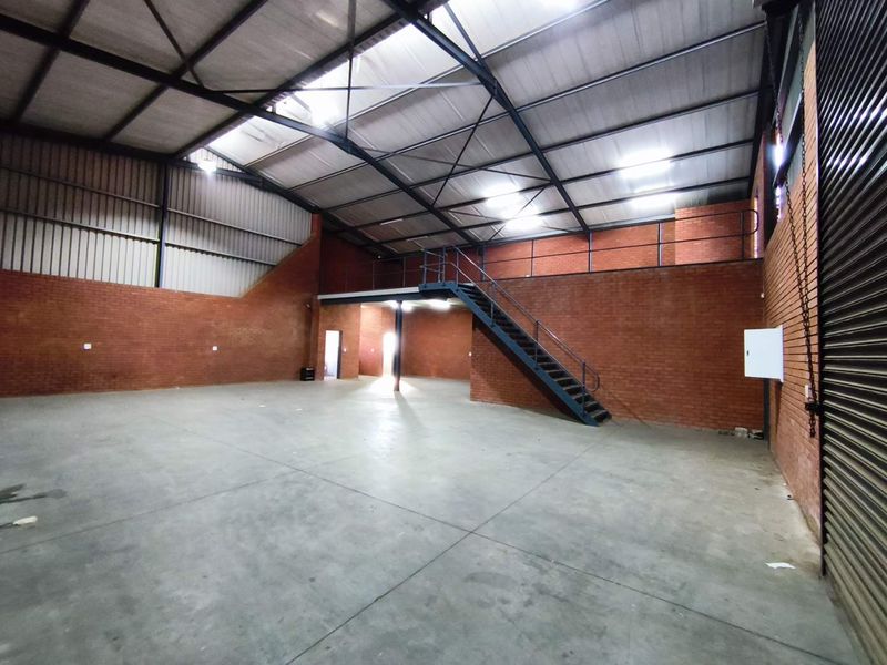 352m2 Warehouse To Let in Ormonde - Photo 8
