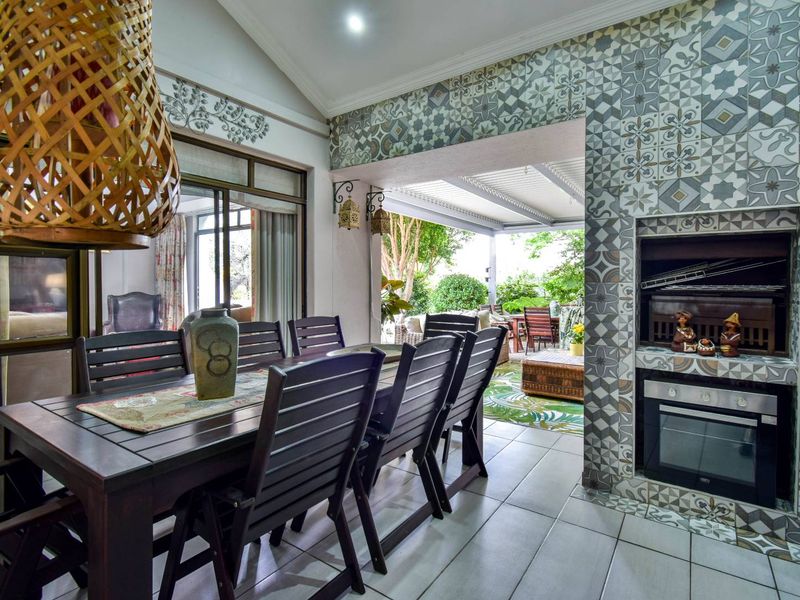 FULL TITLE IN 24/7 SECURE  ESTATE - Photo 8