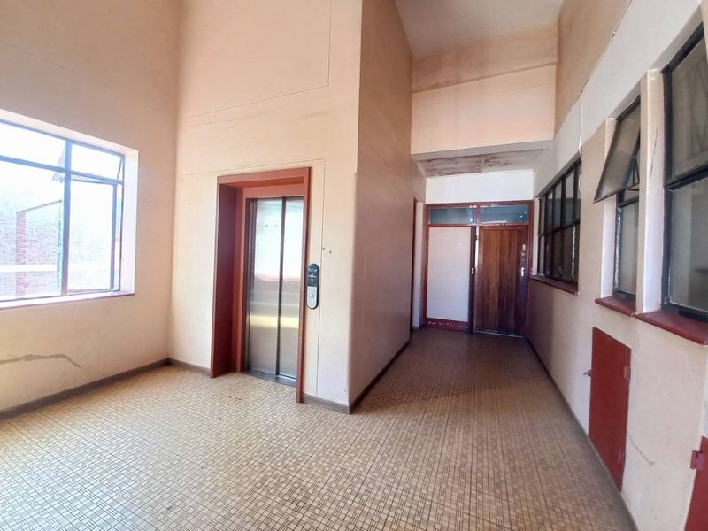 Two and half bedrooms apartment for sale at Capitol Hill - Photo 6