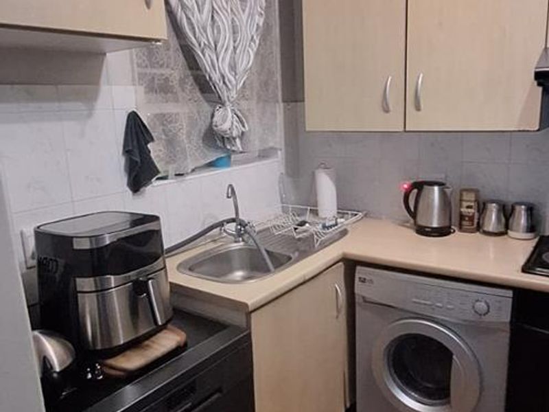 2 Bedroom Townhouse in Lorraine - Photo 6