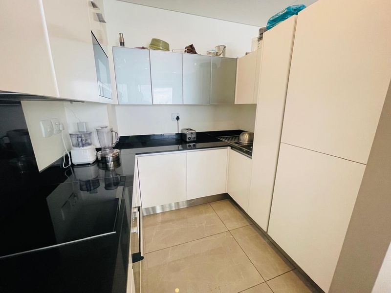 1 Bed Furnished Apartment in Sandown - Photo 4