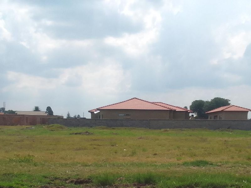 Cozy vacant land full title - Photo 2