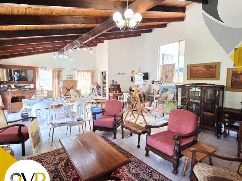 Spacious Family Home with Flat For Sale – Ludwigsdorf - Photo 3