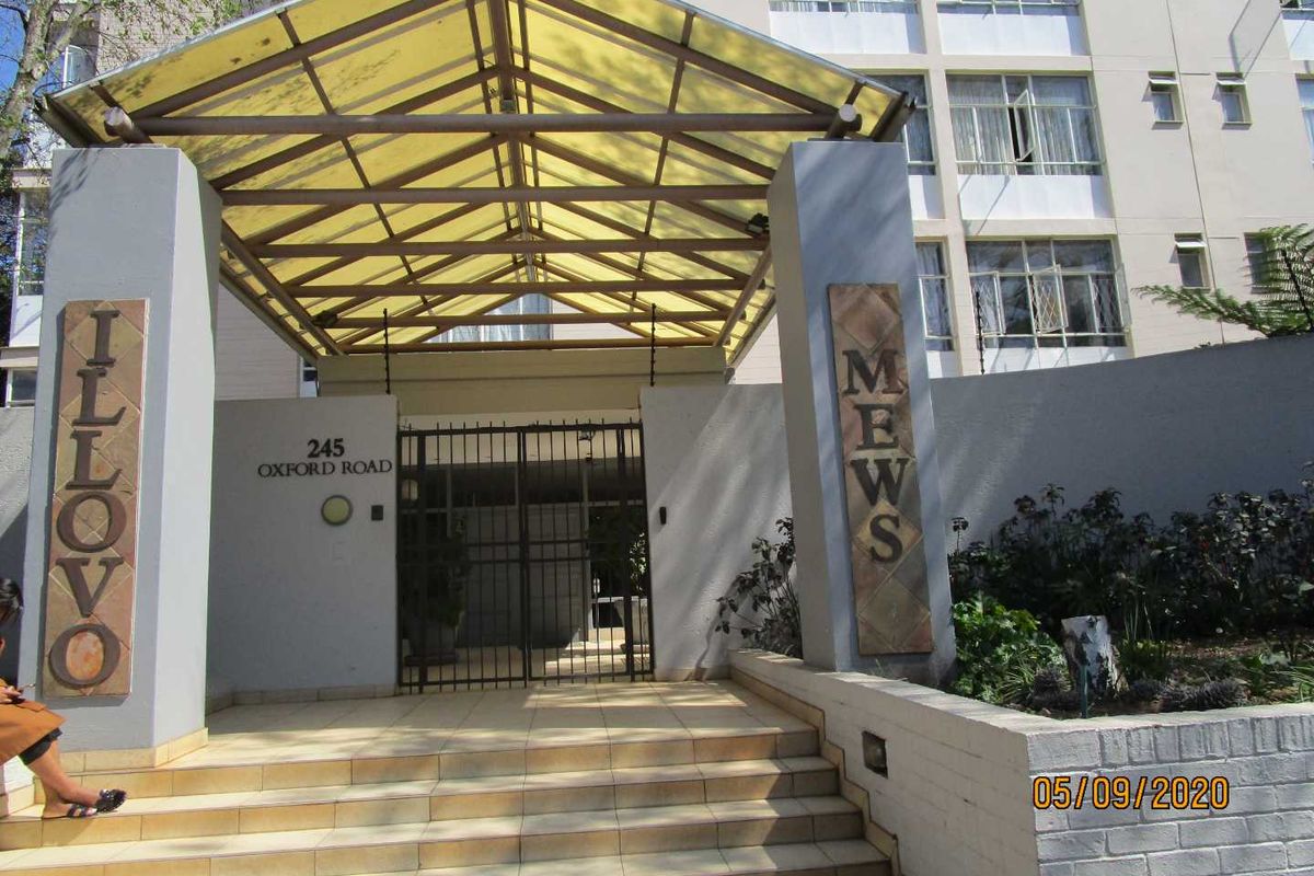 SOPHISTICATED FULLY FURNISHED STUDIO APARTMENT IN THE HEART OF ILLOVO - Photo 2