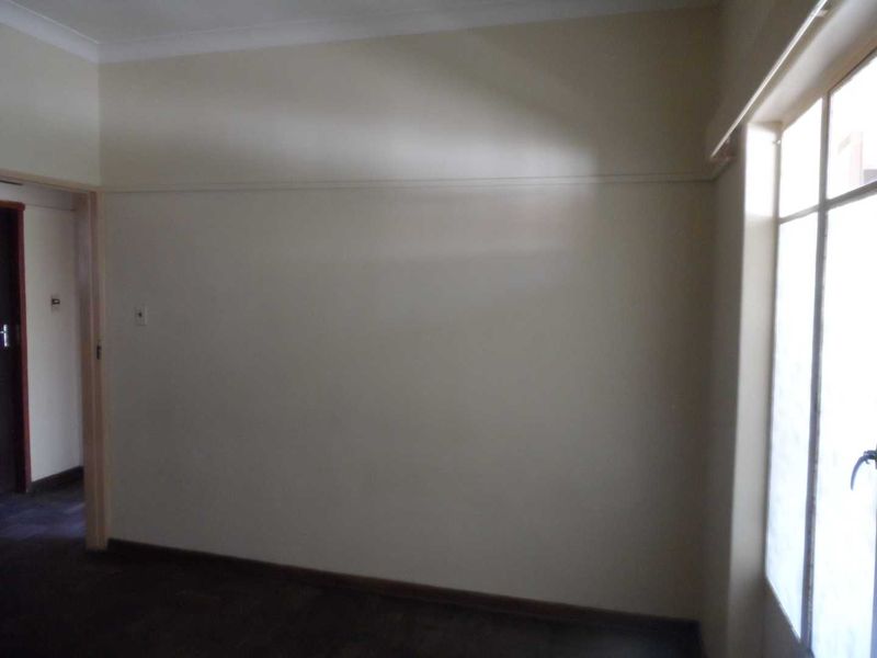 2.5 BEDROOM FLAT TO RENT IN SUNNYSIDE - Photo 8