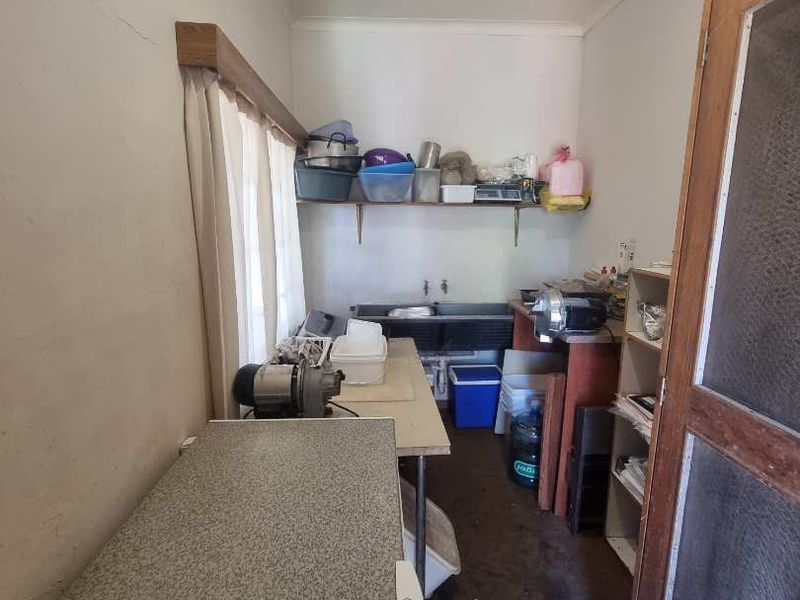 HOUSE FOR SALE IN WINDHOEK NORTH - Photo 7