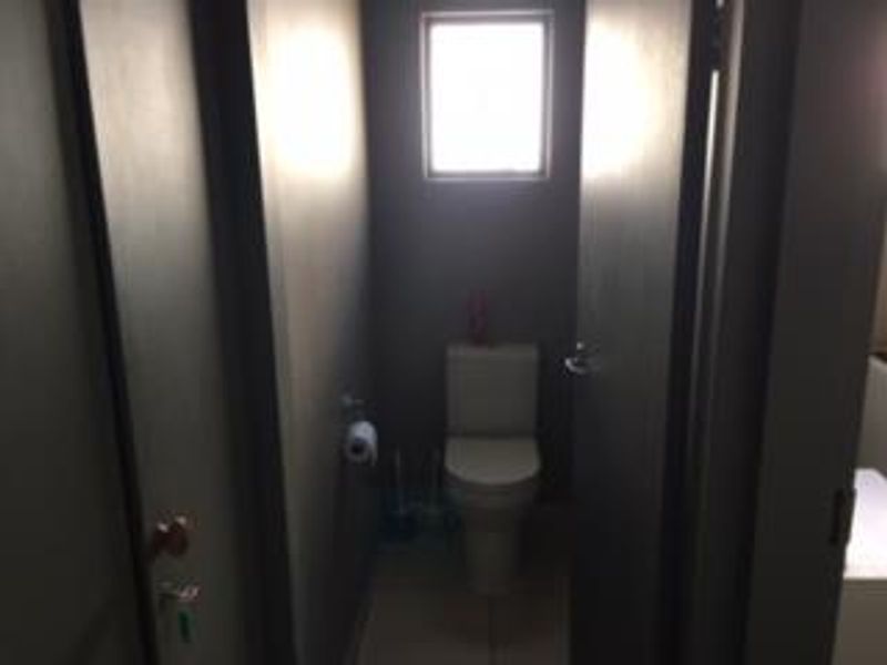 RESIDENTIAL PREMISES IN THE CENTRE OF KLEIN WINDHOEK BUSINESS AREA, OFF SAM NUYOMA DRIVE!! - Photo 6
